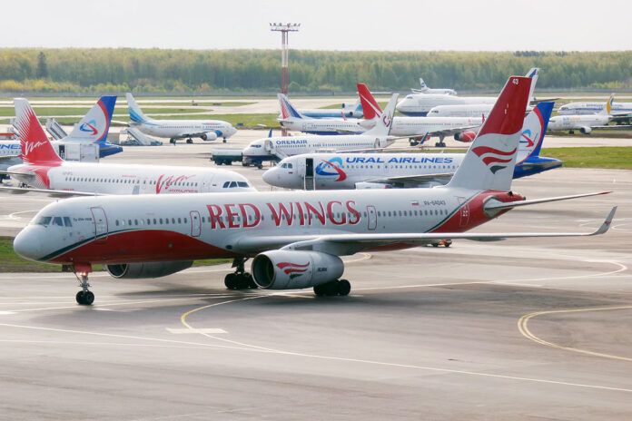 Ту-204 Red Wings