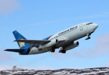 Boeing 737-200C Canadian North