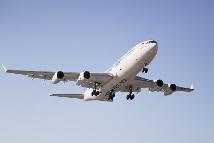 Первый взлет Ил-96-400М