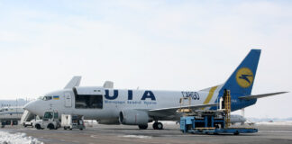 Boeing 737 в грузовой версии Cargo