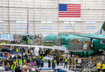 Лекция для сотрудников Boeing о качестве производства самолетов на заводе в Рентоне