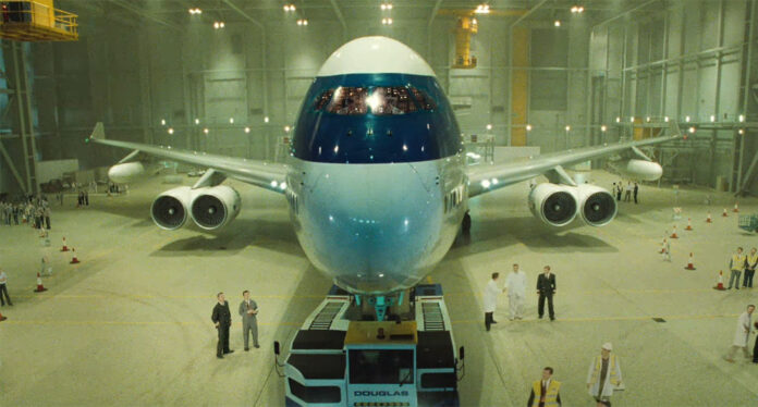 Skyfleet S570 на базе Boeing 747-200. Кадр из фильма 