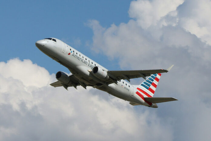Embraer 175 American Airlines