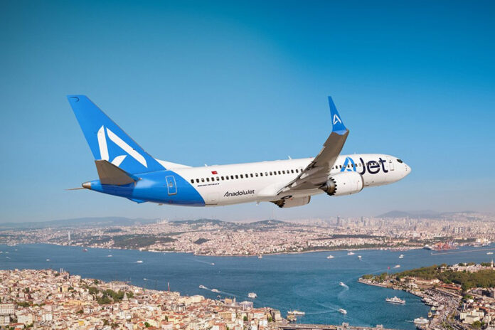 Boeing 737 MAX 8 AJet