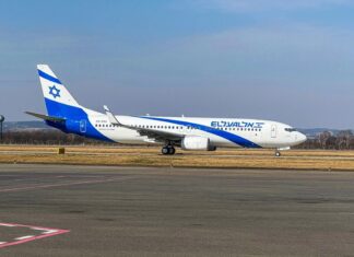 Boeing 737-800 El Al в новой ливрее 2025 года