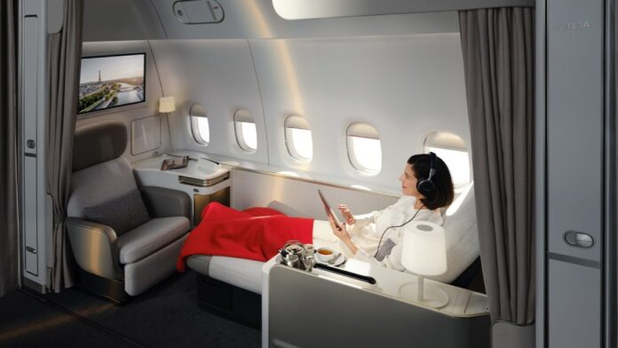 Пассажир в новом первом классе Air France получает сразу пять иллюминаторов