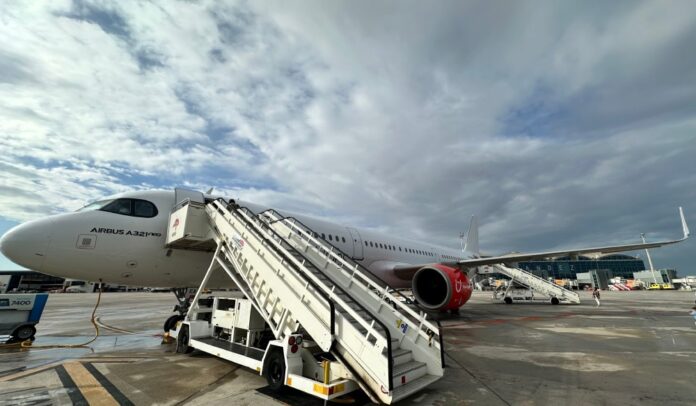Airbus A321neo в ливрее SkyUp