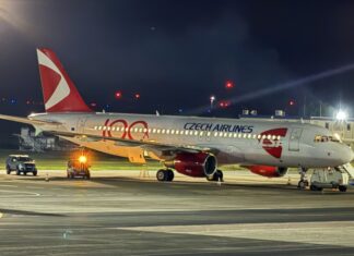 Airbus A320 OK-HEU Smartwings в ливрее Czech Airlines