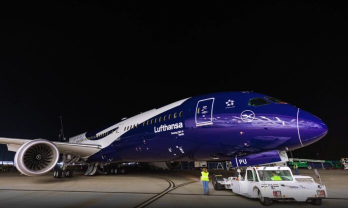 Boeing 787-9 Lufthansa в ливрее к 100-летию авиакомпании