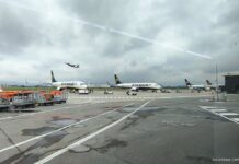 Ryanair продолжает сокращать базу в Вене из-за высоких сборов Самолеты Ryanair в аэропорту